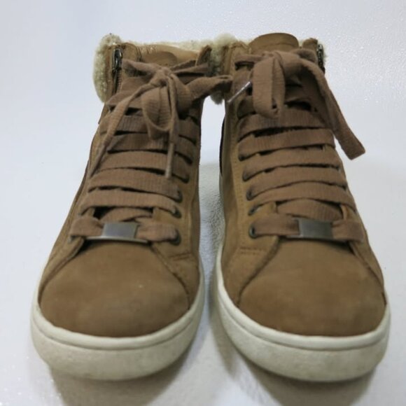 UGG Australia Olive High-Top Sneaker Boots Women’s Footwear Shoes Botas Size 7 - Picture 4 of 7